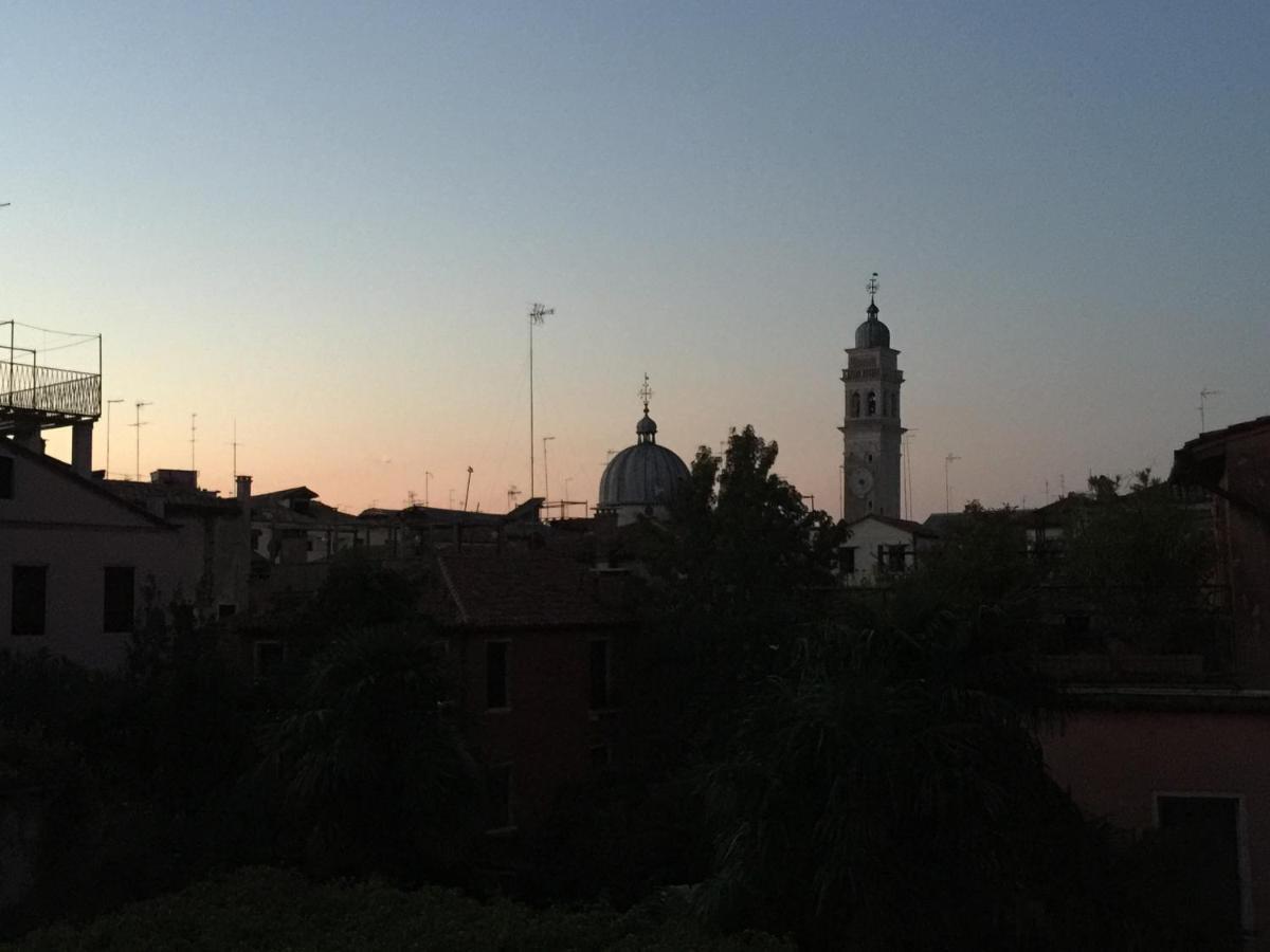 Monolocale Luminosissimo Apartman Velence Kültér fotó